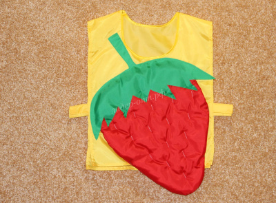 Детский жилет Клубника