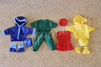Набор кукольной одежды для разных времен года